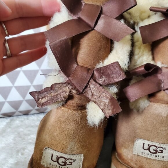Ugg Bailey Velvet Bow Boot Chestnut Shearling Boots 9 - Picture 4 of 8